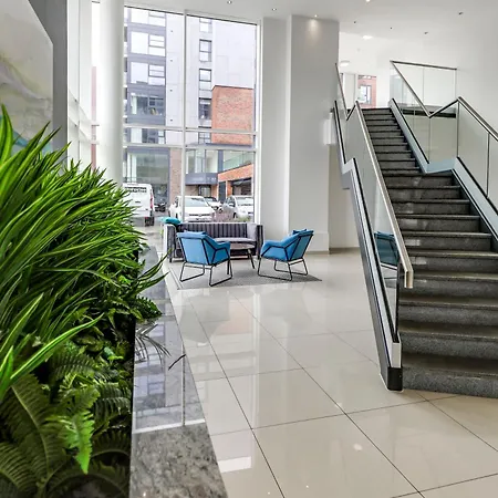 Stylish Flat In Peterborough Apartment Exterior photo